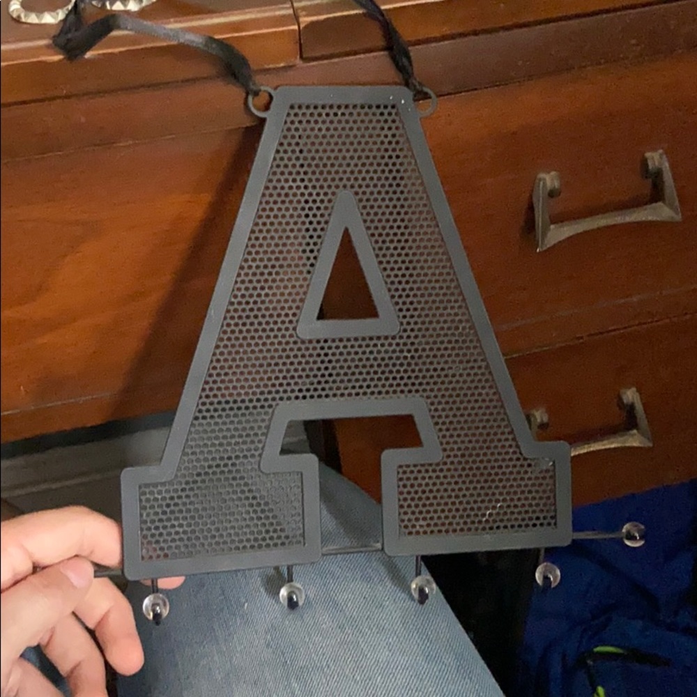 Earring Hanger “A”